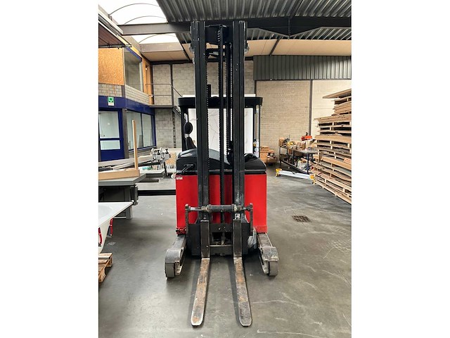 2003 linde r14 reach truck - afbeelding 9 van  16