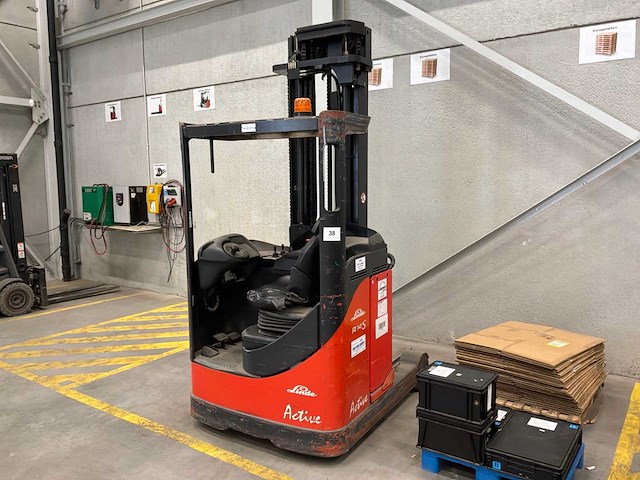 2003 linde r14s reach truck - afbeelding 9 van  15