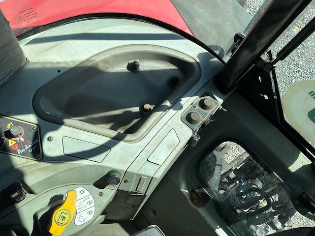 2003 massey-ferguson 6245 4wd landbouwtractor met vermogensregeling - afbeelding 17 van  30