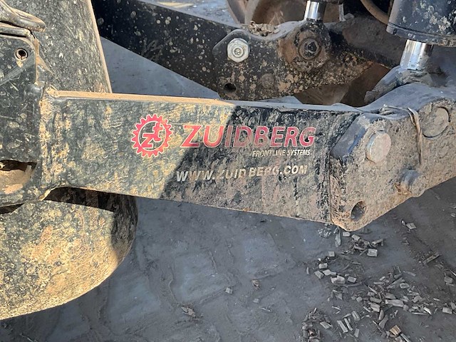 2003 massey ferguson 8240 landbouwtractor - afbeelding 11 van  57