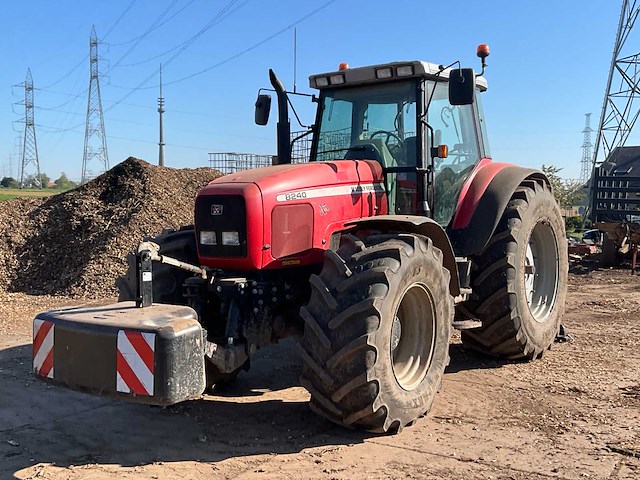 2003 massey ferguson 8240 landbouwtractor - afbeelding 1 van  57