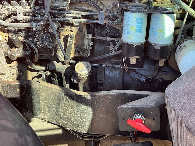 2003 massey ferguson 8240 landbouwtractor - afbeelding 17 van  57