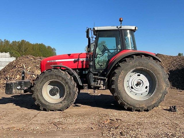 2003 massey ferguson 8240 landbouwtractor - afbeelding 12 van  57