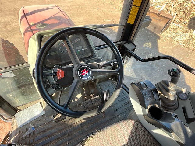 2003 massey ferguson 8240 landbouwtractor - afbeelding 29 van  57