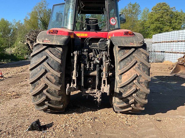 2003 massey ferguson 8240 landbouwtractor - afbeelding 33 van  57