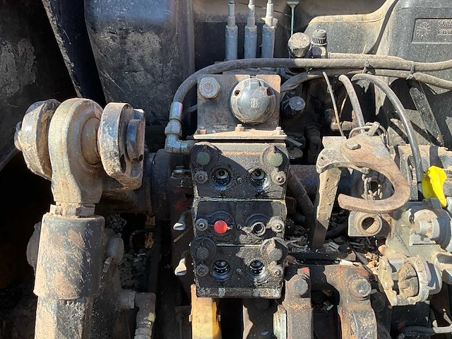 2003 massey ferguson 8240 landbouwtractor - afbeelding 37 van  57