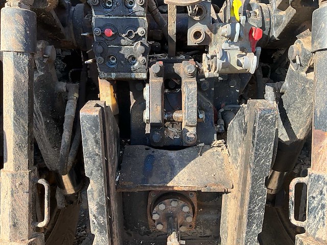 2003 massey ferguson 8240 landbouwtractor - afbeelding 41 van  57