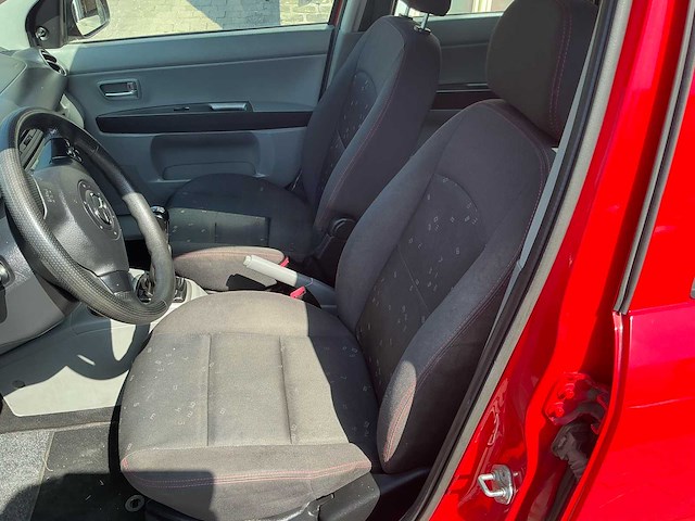 2003 mazda 2 stationwagen break personenauto - afbeelding 4 van  32