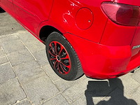2003 mazda 2 stationwagen break personenauto - afbeelding 19 van  32