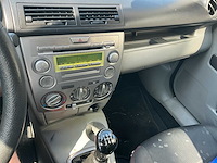 2003 mazda 2 stationwagen break personenauto - afbeelding 6 van  31