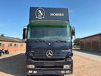 2003 mercedes-benz actros paarden vrachtwagen - afbeelding 2 van  32