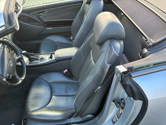 2003 mercedes benz sl 350 personenauto - afbeelding 16 van  29