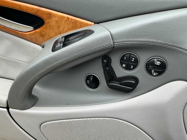 2003 mercedes-benz sl350 roadster personenauto - afbeelding 17 van  49