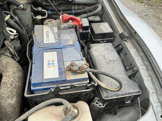 2003 mitsubishi pajero lichte vracht voor onderdelen! - afbeelding 25 van  35