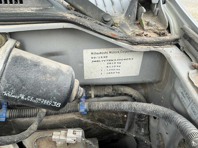 2003 mitsubishi pajero lichte vracht voor onderdelen! - afbeelding 28 van  35