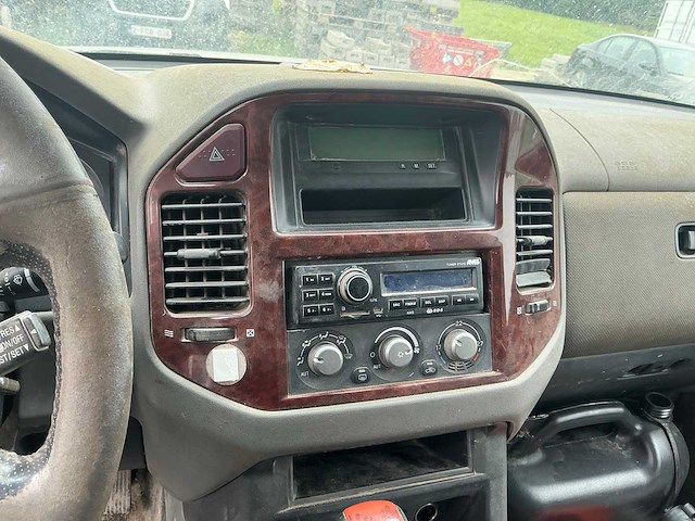 2003 mitsubishi pajero lichte vracht voor onderdelen! - afbeelding 14 van  35