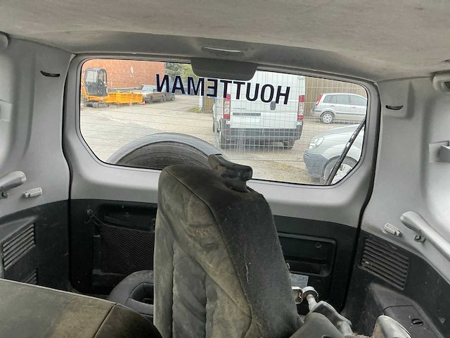2003 mitsubishi pajero lichte vracht voor onderdelen! - afbeelding 20 van  35