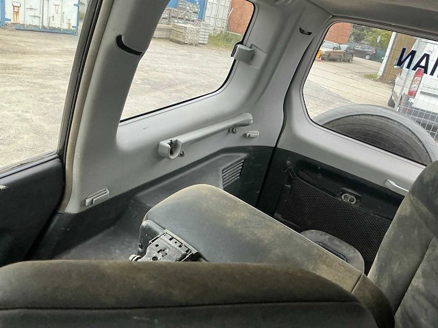 2003 mitsubishi pajero lichte vracht voor onderdelen! - afbeelding 21 van  35