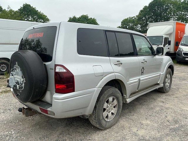 2003 mitsubishi pajero lichte vracht voor onderdelen! - afbeelding 31 van  35
