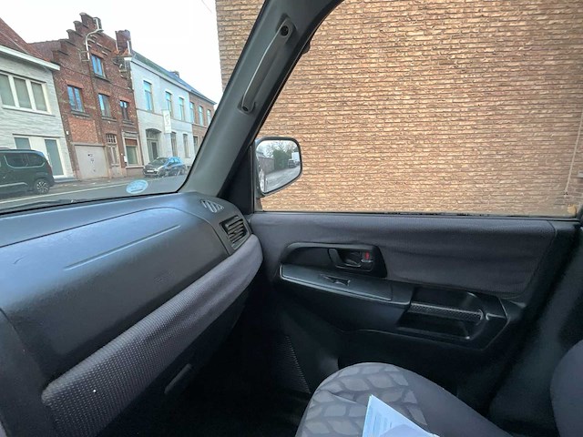 2003 mitsubishi pajero pinin personenauto - afbeelding 7 van  28