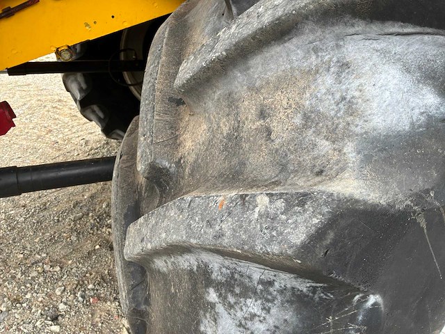2003 new holland cx820 maaidorser met maaibord en kar - afbeelding 4 van  21