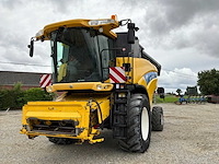 2003 new holland cx820 maaidorser met maaibord en kar - afbeelding 17 van  21