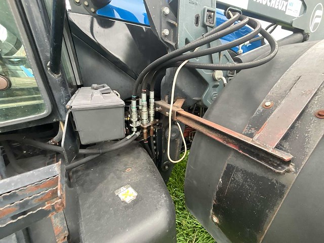 2003 new holland t/m - afbeelding 29 van  40