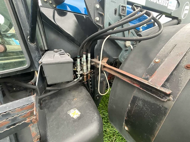2003 new holland t/m - afbeelding 22 van  40