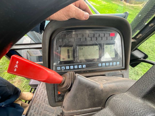 2003 new holland t/m - afbeelding 14 van  40