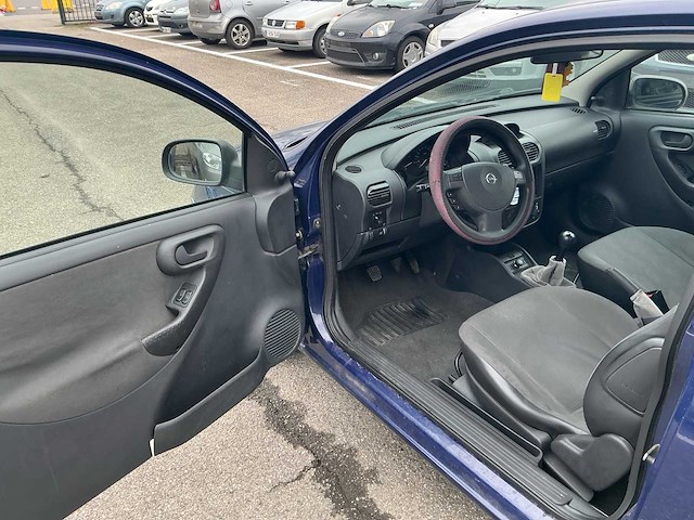 2003 opel corsa personenauto - afbeelding 2 van  24