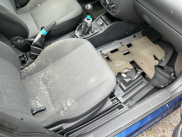 2003 opel corsa - afbeelding 7 van  17