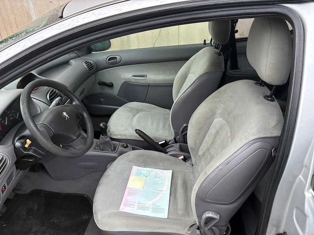 2003 peugeot 206 personenauto - afbeelding 3 van  18