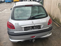 2003 peugeot 206 personenauto - afbeelding 13 van  18