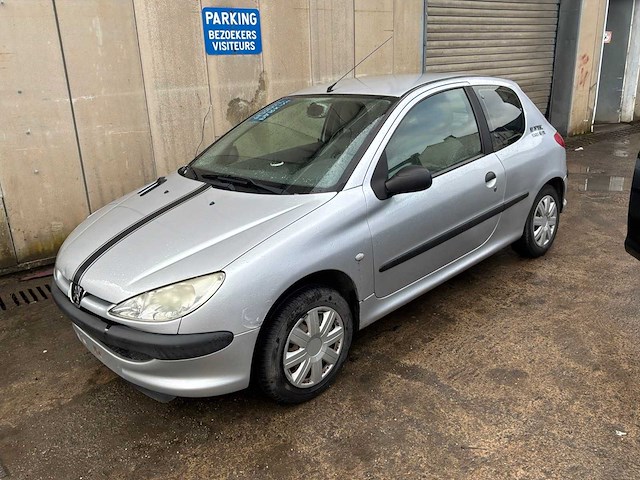 2003 peugeot 206 personenauto - afbeelding 1 van  14