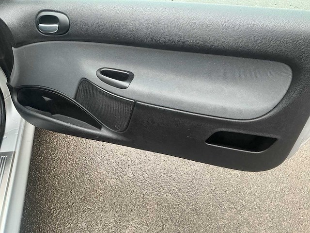 2003 peugeot 206cc - afbeelding 14 van  23