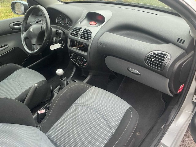 2003 peugeot 206cc - afbeelding 15 van  23