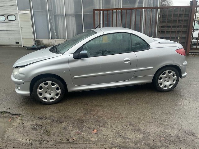2003 peugeot 206cc - afbeelding 9 van  23