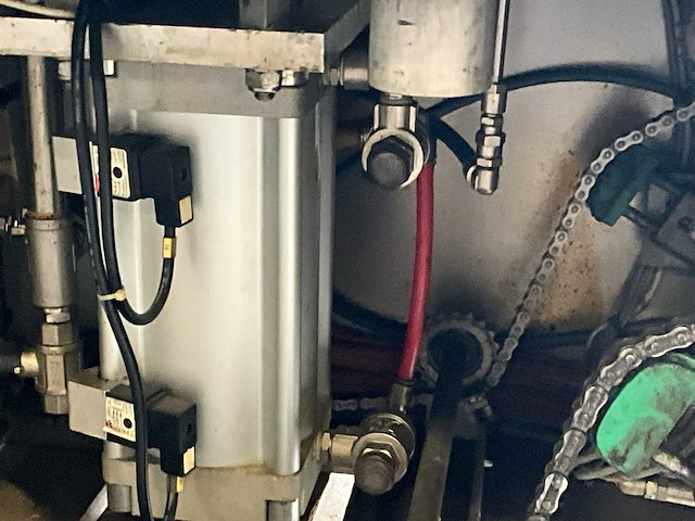 2003 reepack reeflex 100 traysealer / map gasverpakking - professionele verpakkingsmachine - afbeelding 9 van  19