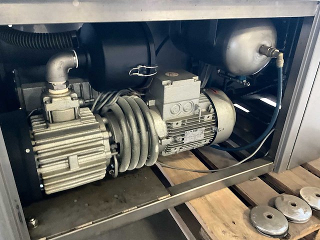 2003 reepack reeflex 100 traysealer / map gasverpakking - professionele verpakkingsmachine - afbeelding 10 van  19