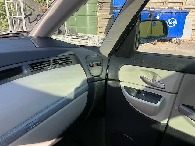 2003 renault avantime personenauto - afbeelding 13 van  33