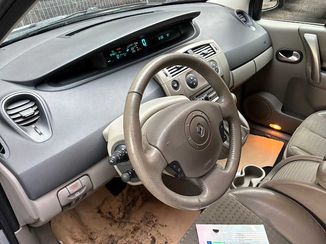 2003 renault megane personenauto - afbeelding 8 van  16