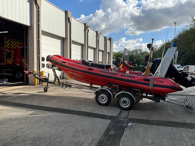 2003 riba bvt 2500 c boot op bootaanhangwagen - afbeelding 11 van  12