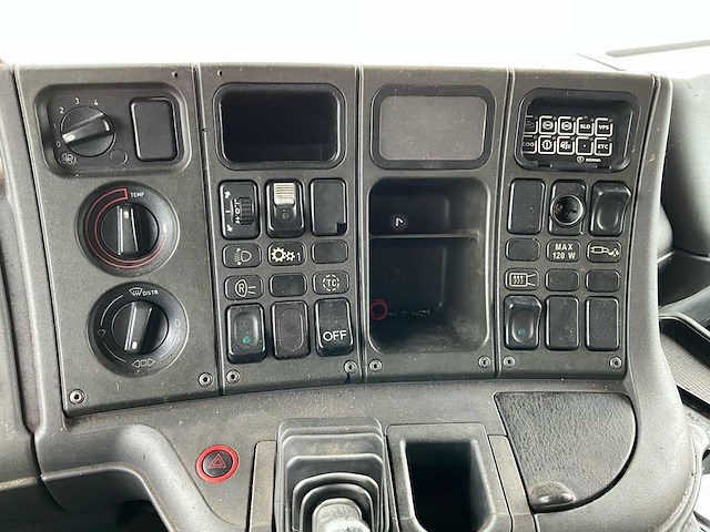 2003 scania 6x2 open laadbak / machineplatform - afbeelding 38 van  53