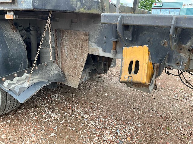 2003 scania 6x2 open laadbak / machineplatform - afbeelding 2 van  4