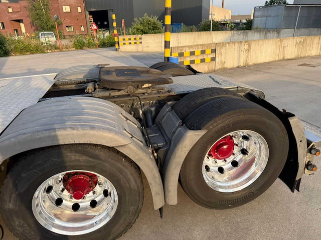 2003 scania r 164 l-6x2 vrachtwagen - afbeelding 18 van  27