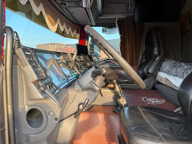 2003 scania r 164 l-6x2 vrachtwagen - afbeelding 22 van  57