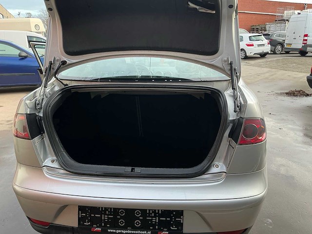 2003 seat cordoba personenauto - afbeelding 7 van  25