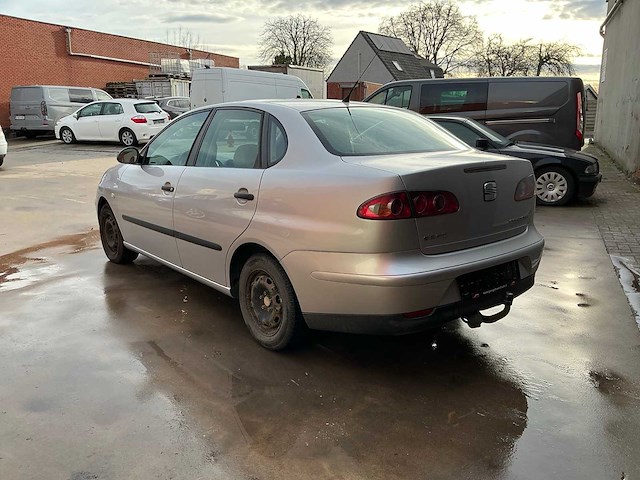 2003 seat cordoba personenauto - afbeelding 19 van  25