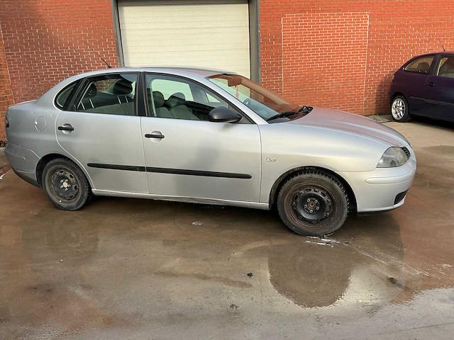 2003 seat cordoba personenauto - afbeelding 23 van  25