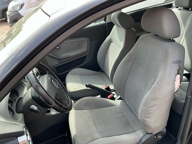 2003 seat ibiza personenauto - afbeelding 1 van  10